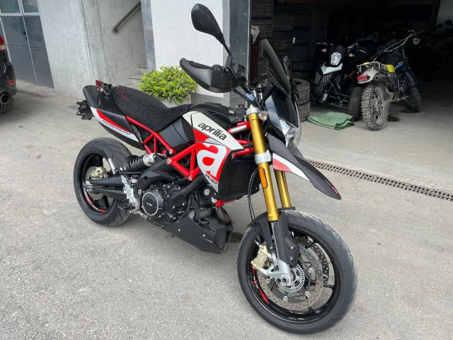 APRILIA Dorsoduro 900 Supermoto Occasion