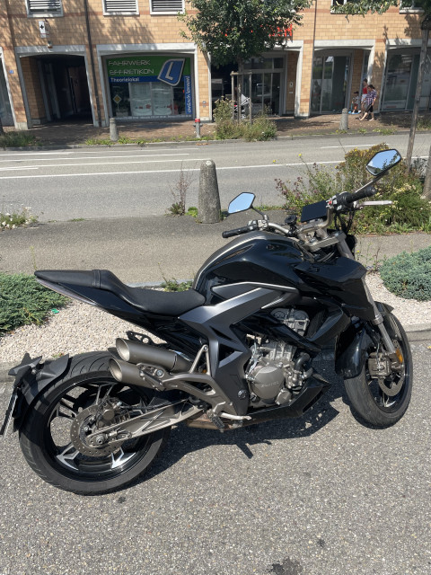 ZONTES 310 R Naked Occasion