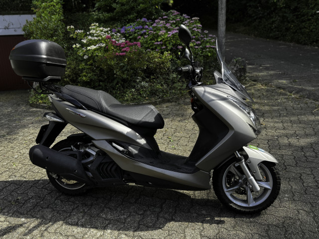 YAMAHA XC 125 R Majesty S Roller Occasion