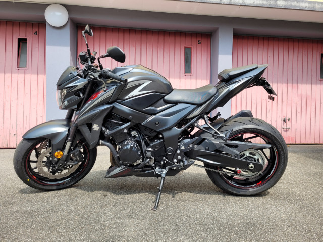 SUZUKI GSX-S 750 Naked Occasion
