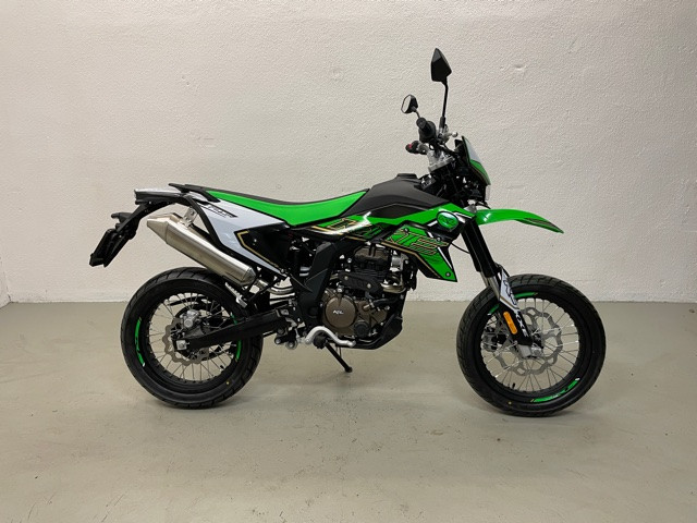 KL KXE 125 Supermoto New vehicle