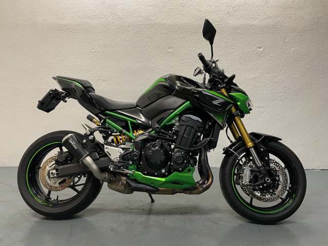 KAWASAKI Z 900 SE Naked Demo vehicle