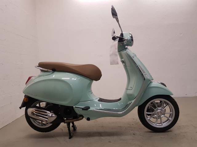 PIAGGIO Vespa Primavera 125 Scooter Moto nuova