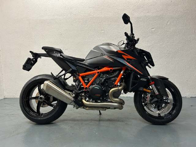 KTM 1390 Super Duke R Naked Moto nuova