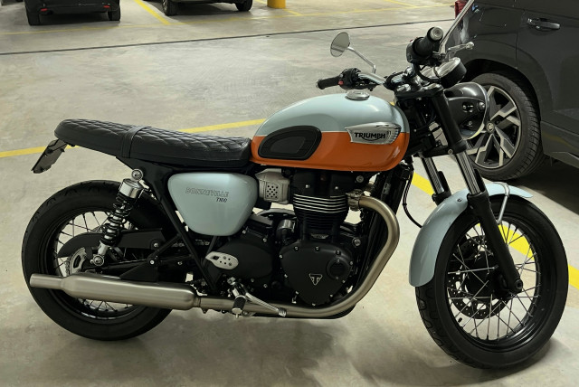 TRIUMPH Bonneville T100 Retro Occasion