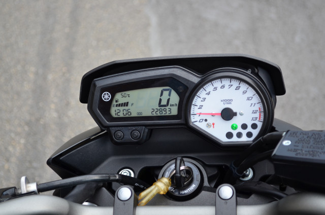 YAMAHA FZ 8 N Naked Occasion