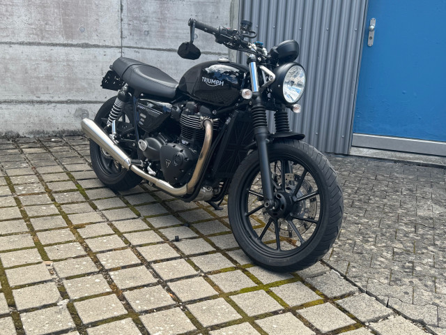 TRIUMPH Street Twin 900 Retro Occasion