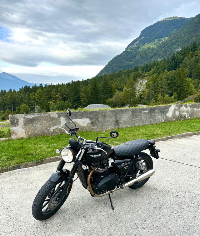 TRIUMPH Street Twin 900 Retro Occasion