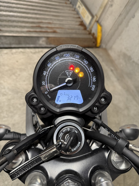 TRIUMPH Street Twin 900 Retro Occasion