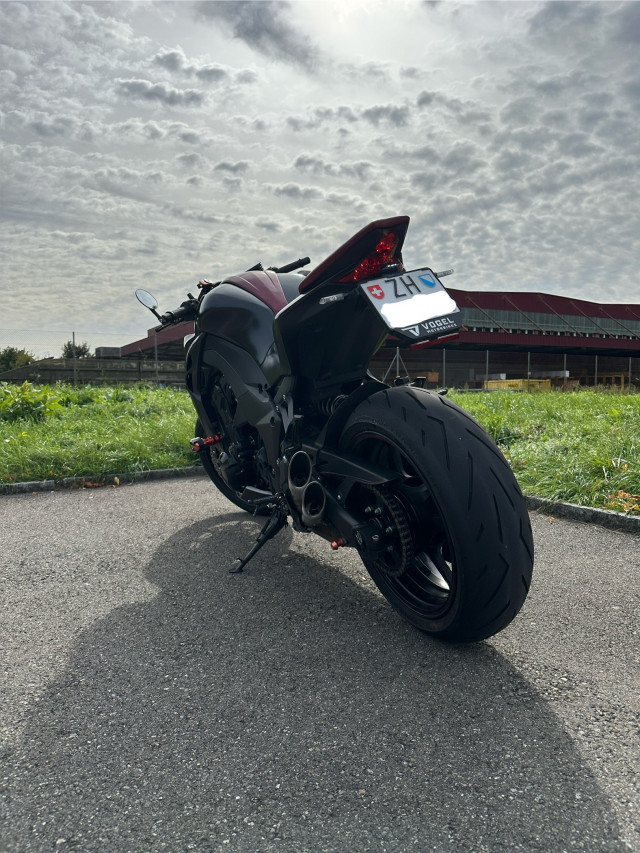 KAWASAKI Z 1000 Sugomi Edition Naked Occasion