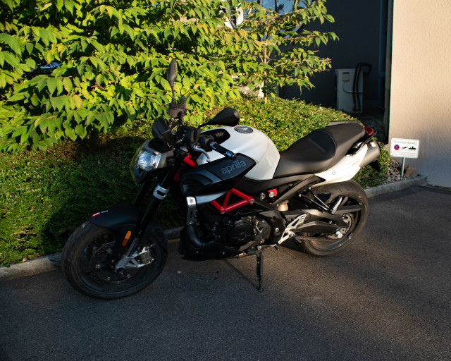 APRILIA Shiver 900 Naked Occasion