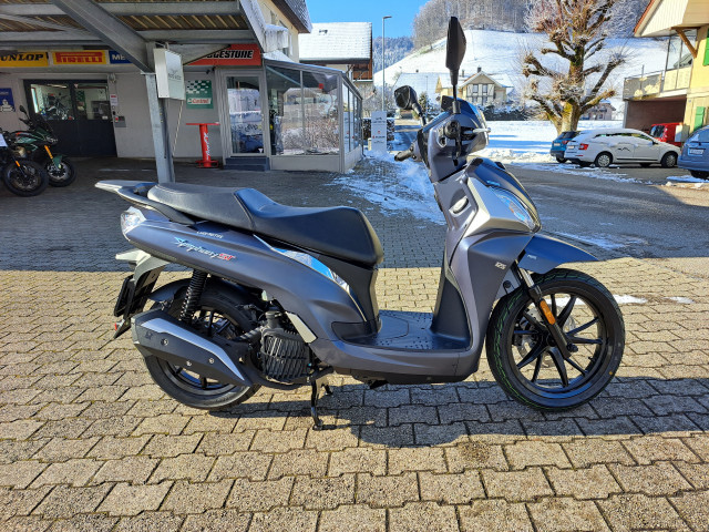 SYM Symphony ST 125 Roller Neufahrzeug