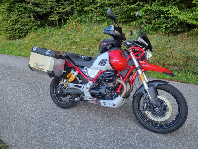 MOTO GUZZI V85 TT Premium Graphics Enduro Used