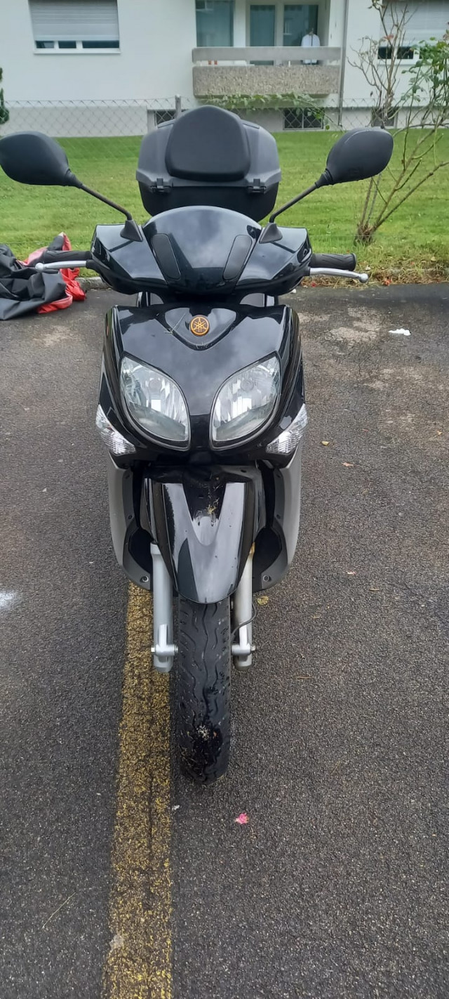 YAMAHA HW 125 Xenter Roller Occasion