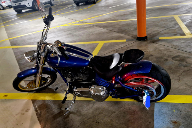 HARLEY-DAVIDSON FXCWC 1584 Softail Rocker C Custom Occasion