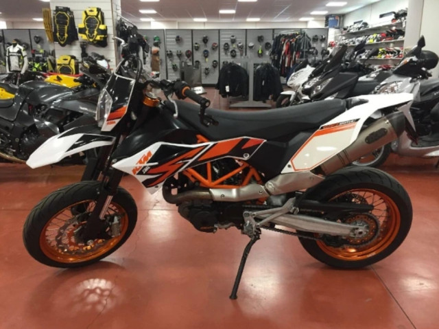 KTM 690 SMC R Supermoto Supermoto Occasion