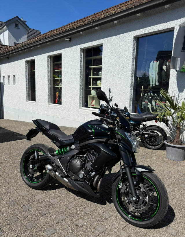 KAWASAKI ER-6n Naked Occasion
