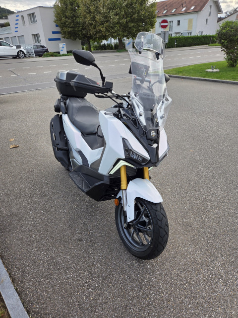 SYM ADXTG 400 Roller Occasion