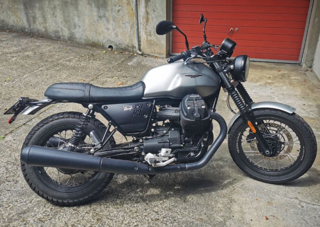 MOTO GUZZI V7 III Rough Retro Occasion