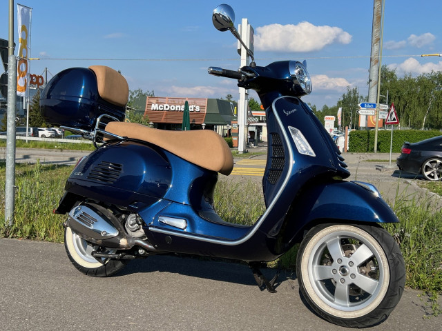 PIAGGIO Vespa GTS 300 HPE Roller Occasion