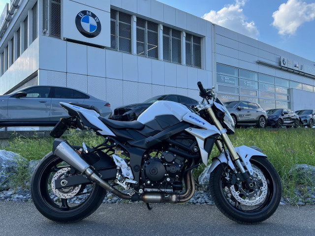 SUZUKI GSR 750 A/U Naked Occasion