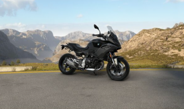 BMW F 900 XR Triple Black Touring Neufahrzeug