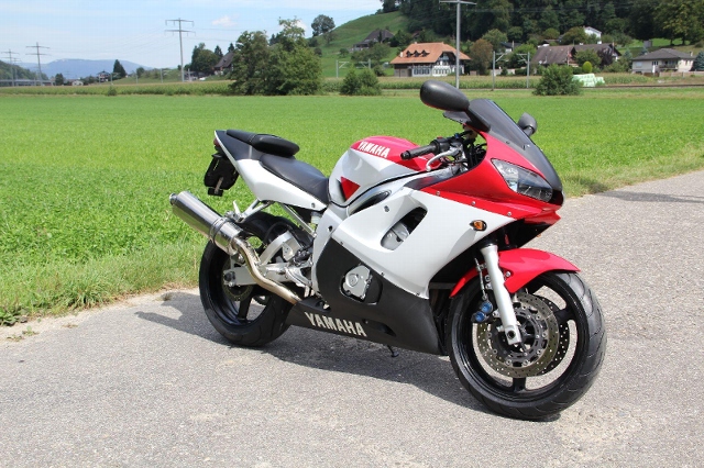 YAMAHA R6 Sport Used