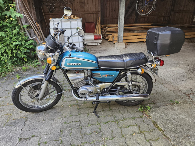 SUZUKI GT 250 Touring Used