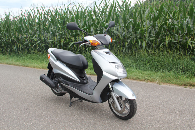 YAMAHA XC 125 X Cygnus Scooter Usato