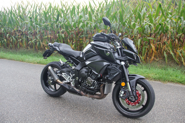 YAMAHA MT-10 Naked Occasion