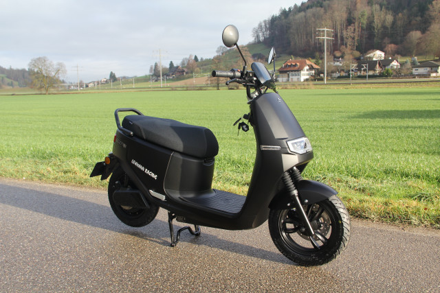 ECOOTER E2H Urban Roller Neufahrzeug