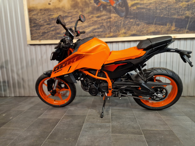 KTM 390 Duke Naked Neufahrzeug