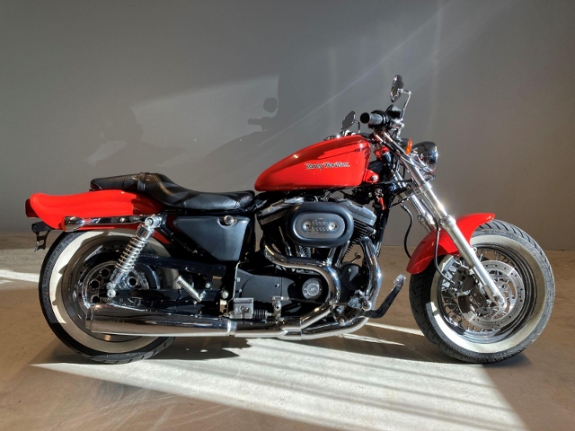 HARLEY-DAVIDSON XL 883 R Sportster Roadster Custom Occasion