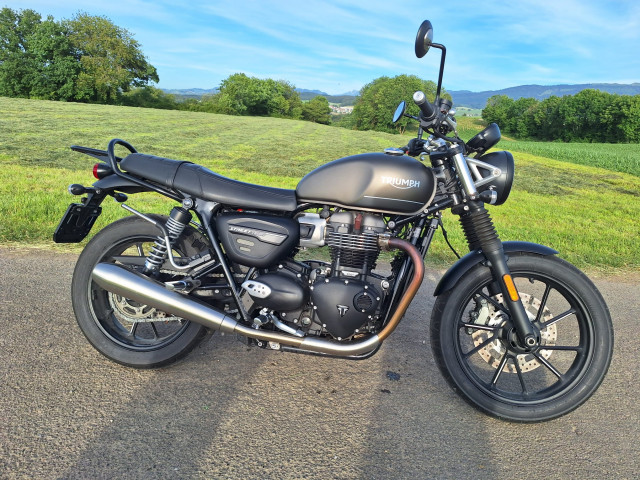 TRIUMPH Street Twin 900 Retro Occasion TRIUMPH Street Twin 900 Retro Occasion