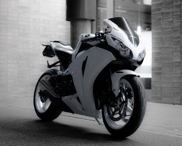 HONDA CBR 1000 RR Fireblade Sport Occasion HONDA CBR 1000 RR Fireblade Sport Occasion