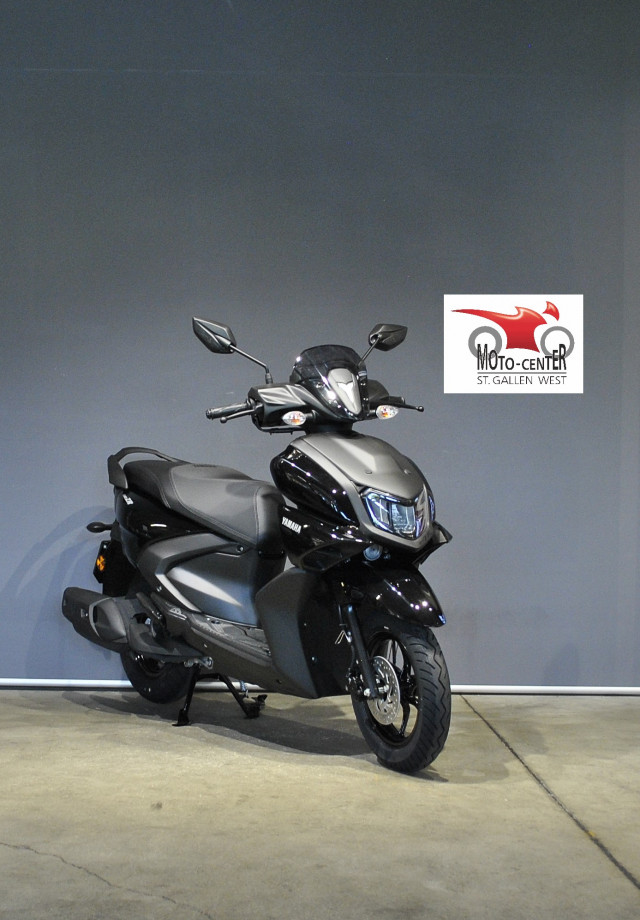 YAMAHA LCG 125 RayZR Scooter Moto nuova