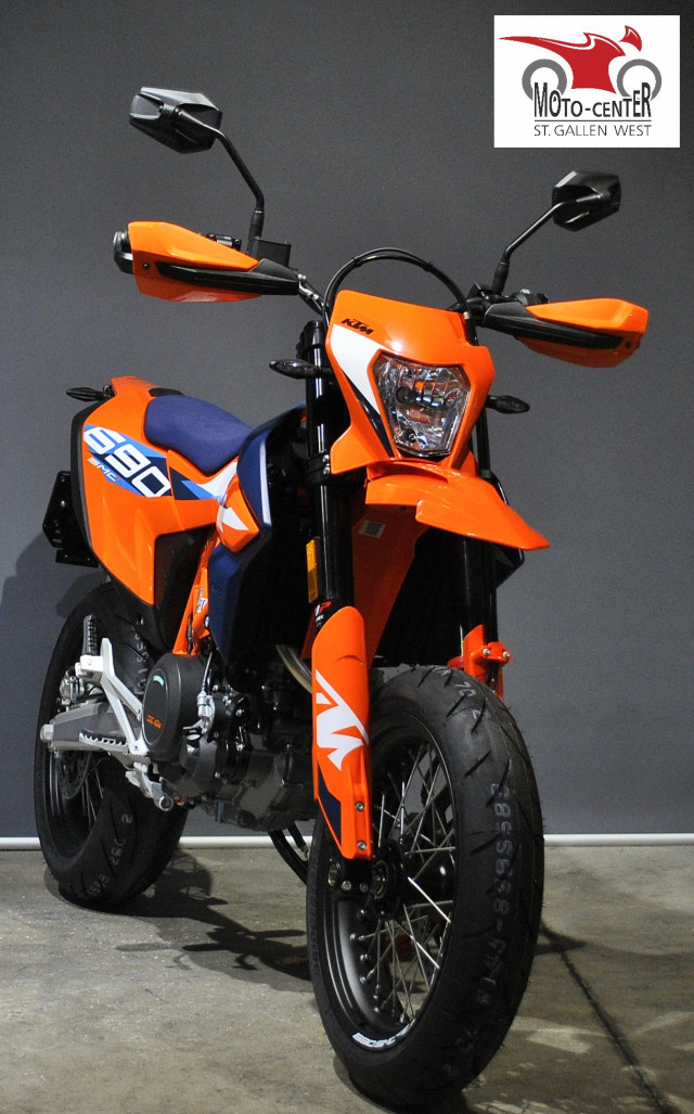 KTM 690 SMC R Supermoto Supermoto Vorführfahrzeug