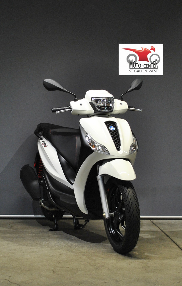 PIAGGIO Medley 125 Scooter Moto nuova