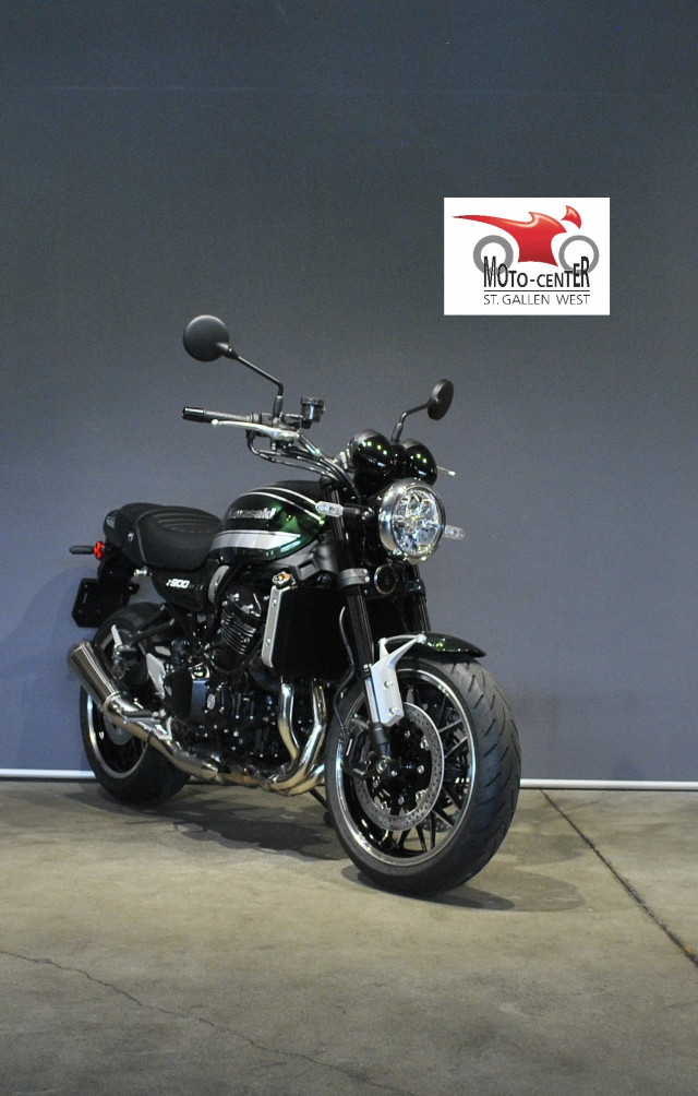 KAWASAKI Z 900 RS Retro Modello dimostrativo