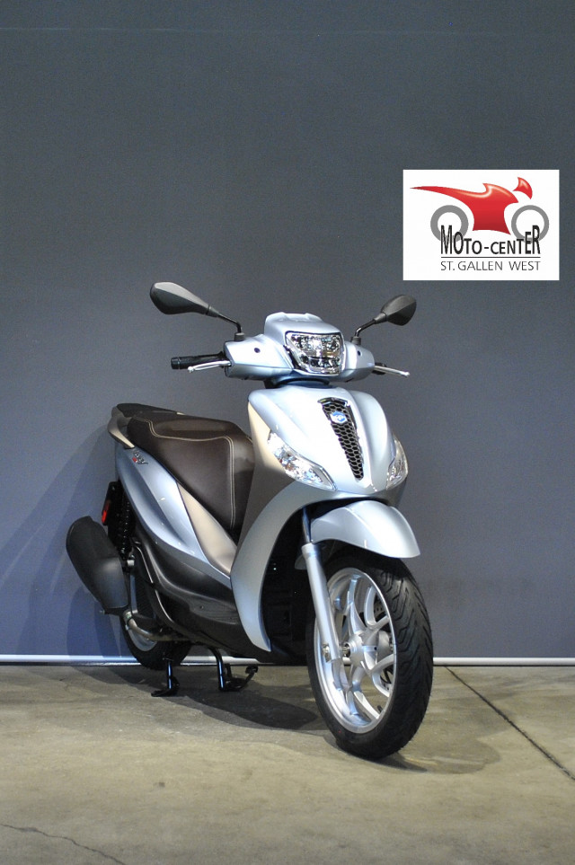 PIAGGIO Medley 125 Scooter Moto neuve