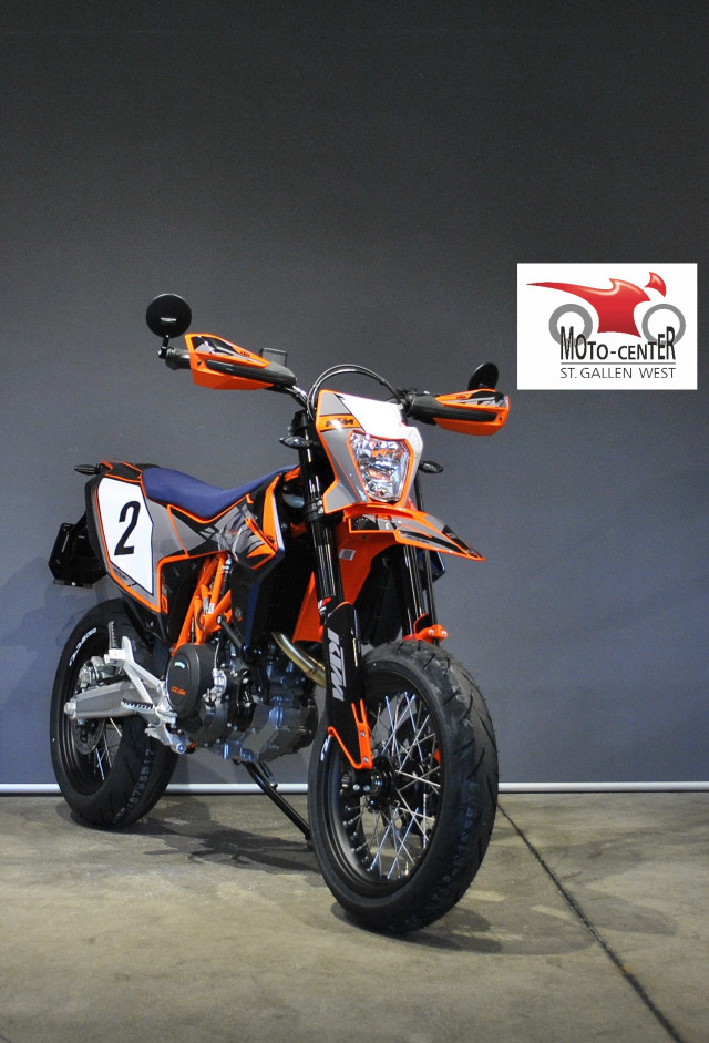 KTM 690 SMC R Supermoto Supermoto Neufahrzeug