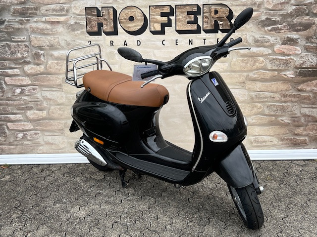 PIAGGIO Vespa 125 ET4 Roller Occasion