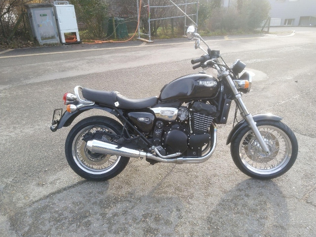 TRIUMPH Legend TT 900 Retro Occasion