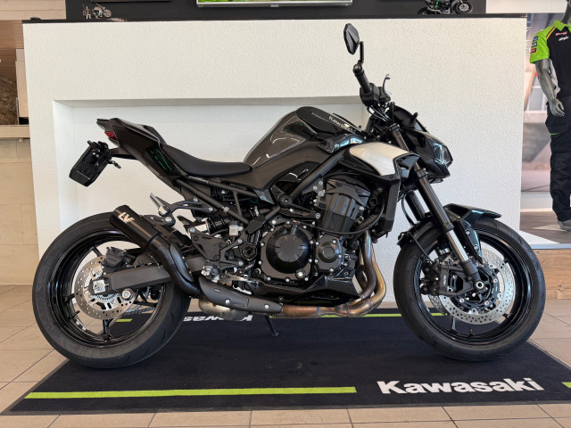 KAWASAKI Z 900 Naked Vorführfahrzeug