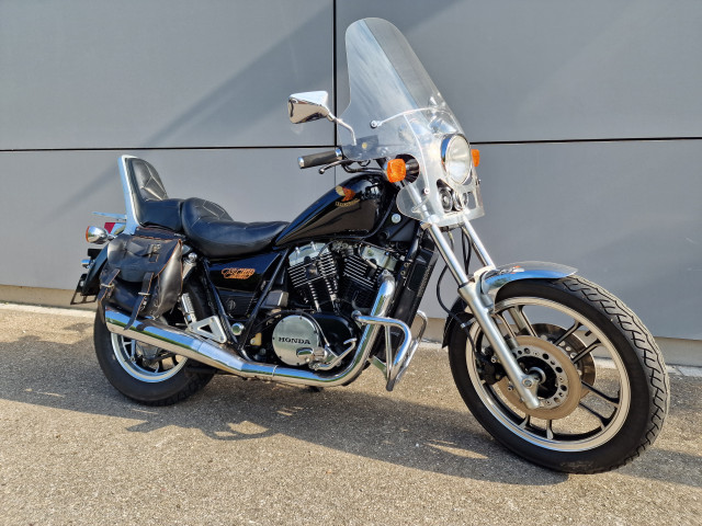 HONDA VT 750 C Shadow Custom Used