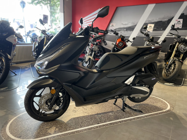 HONDA PCX 125 Roller Occasion