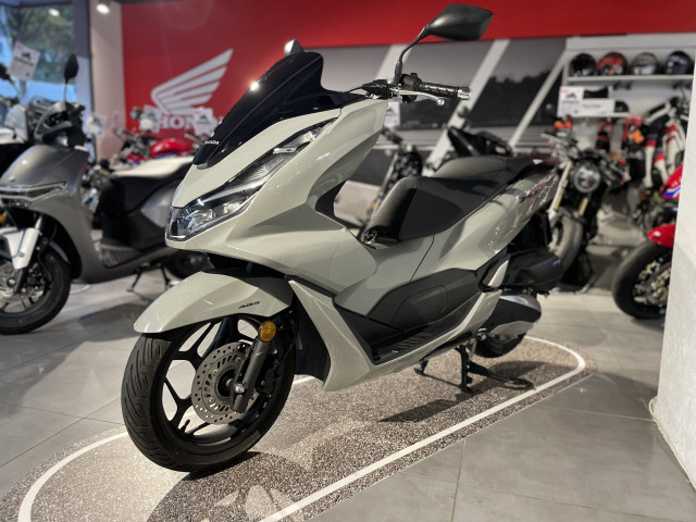 HONDA PCX 125 Roller Occasion