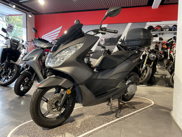 HONDA PCX 125 Roller Occasion