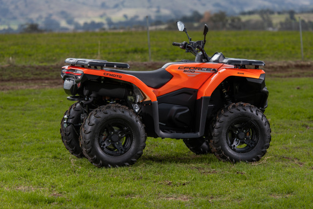 CF MOTO CForce 520L Neufahrzeug – Bild 5