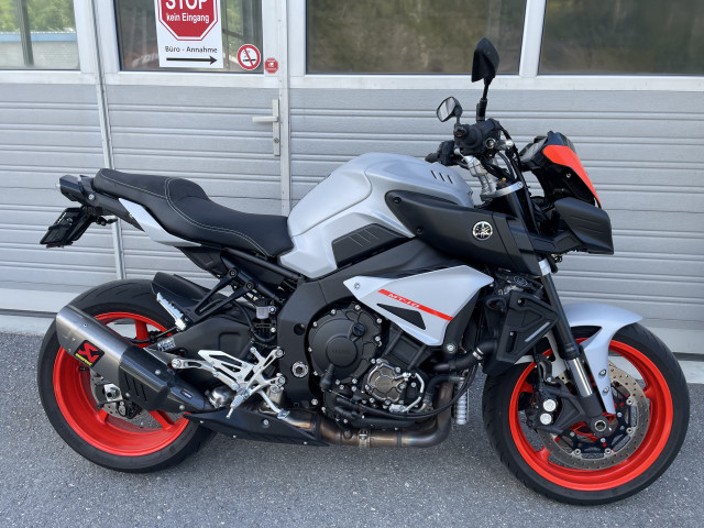 YAMAHA MT-10 Naked Usato